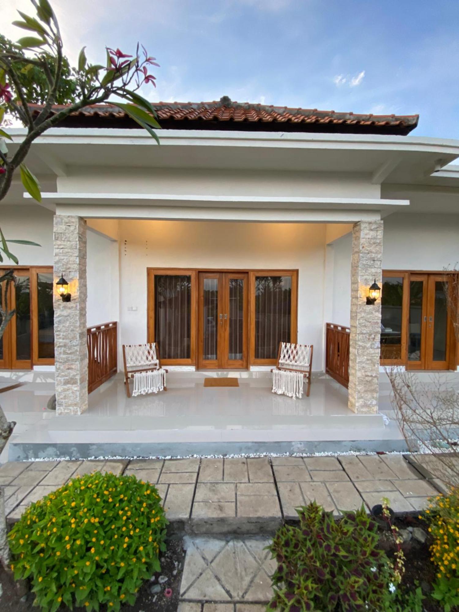 Sumbul View Surfcamp Hotel Airsatang Bagian luar foto